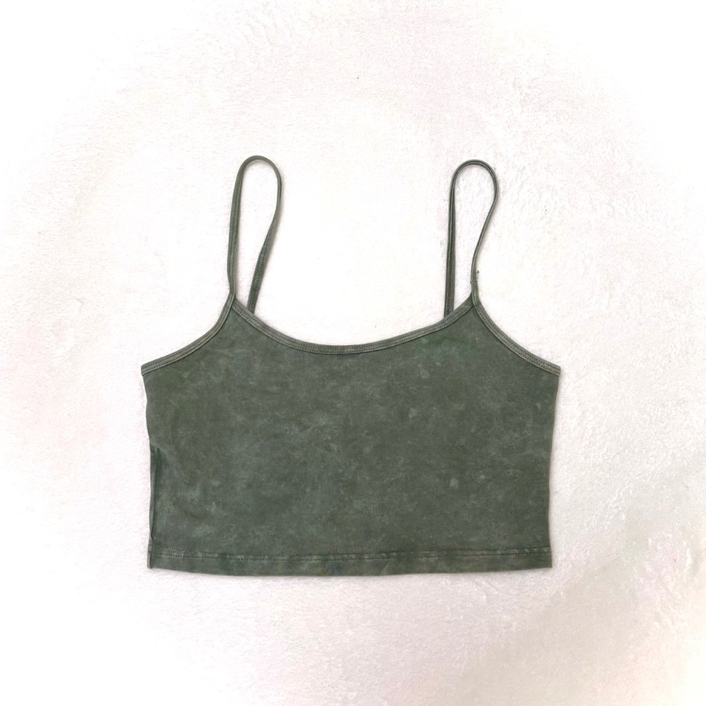 TNA Chill Green Karelis Cropped Tank